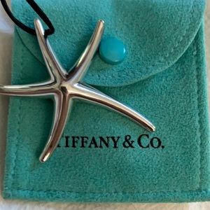 Beautiful. Classic. Tiffany starfish pendant.